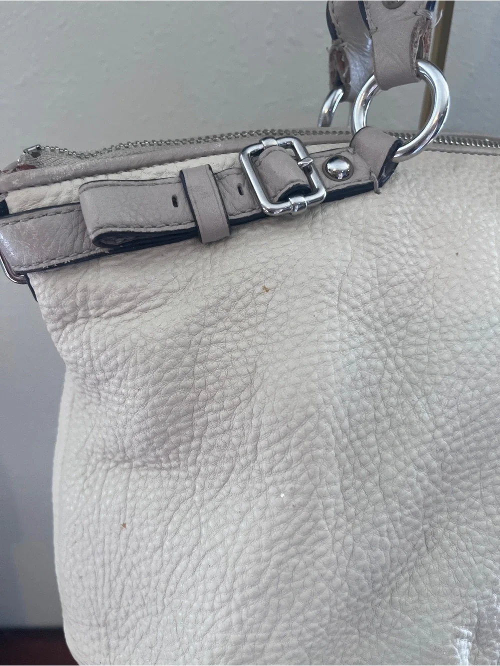 Authentic  Coach Madison Embossed Sophia Satchel in Cream Python style 19631